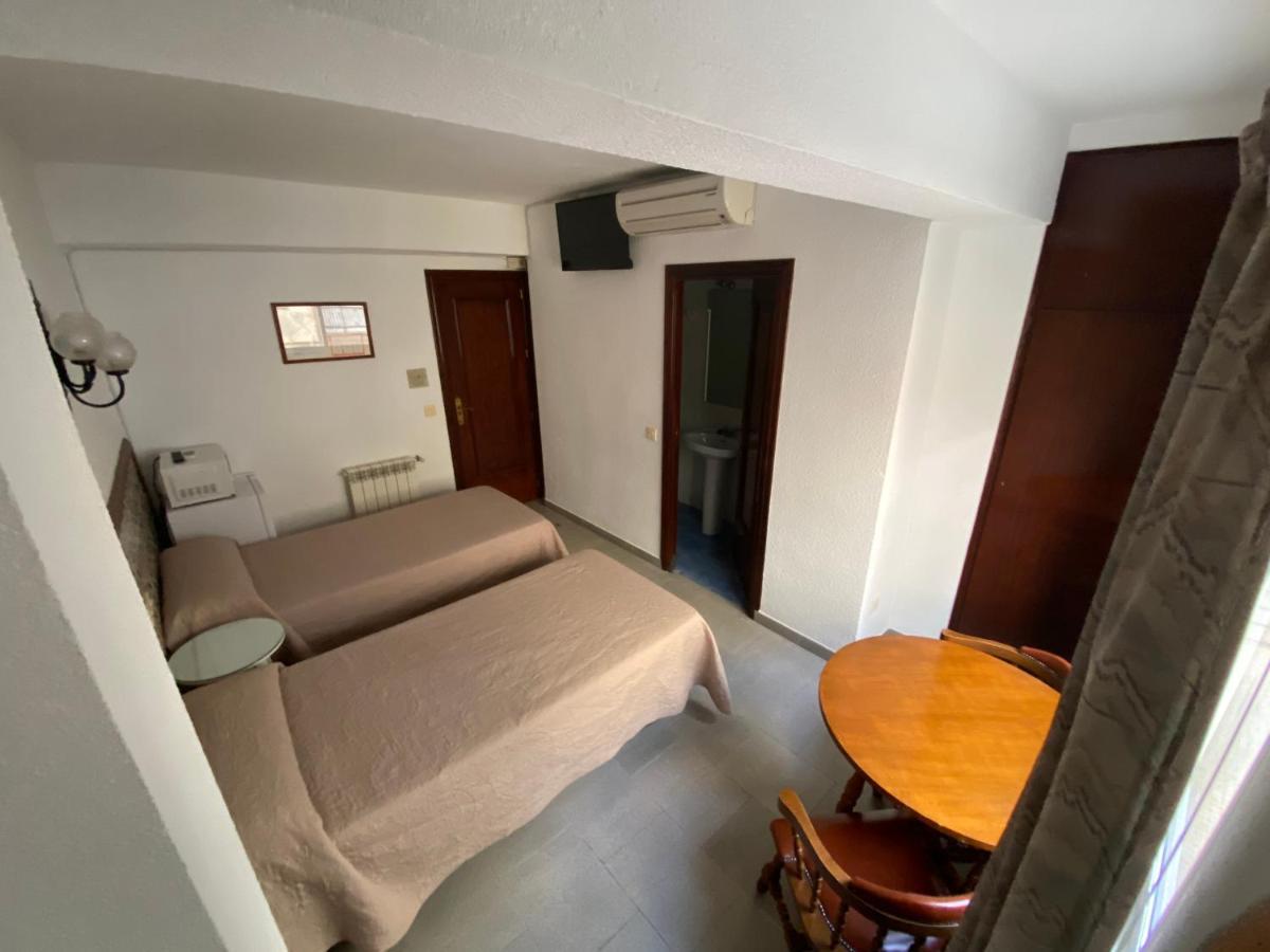 Pension Eurosol Granada Buitenkant foto
